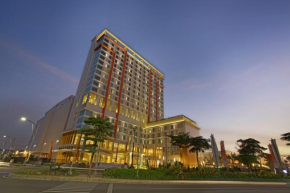 Гостиница HARRIS Hotel & Conventions Bekasi  Бекаси